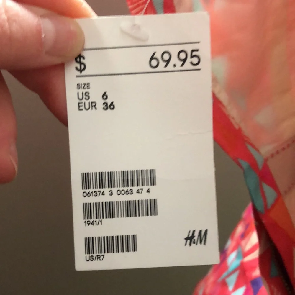 Funky Pattern Dress - Picture 4 of 4